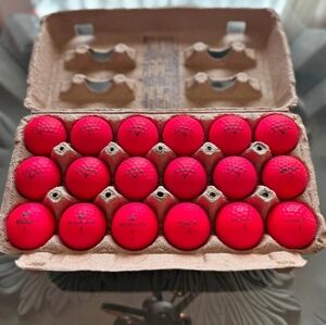 Red Golf Balls Used/Great Condition 18 Count Callaway Titleist Wilson Srixon